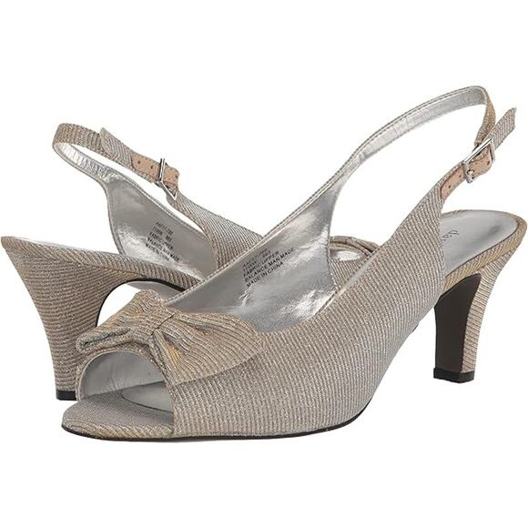 NIB David Tate Silver Glitz Spirit Pumps Women's Size 6 W Wide Bow Sparkly